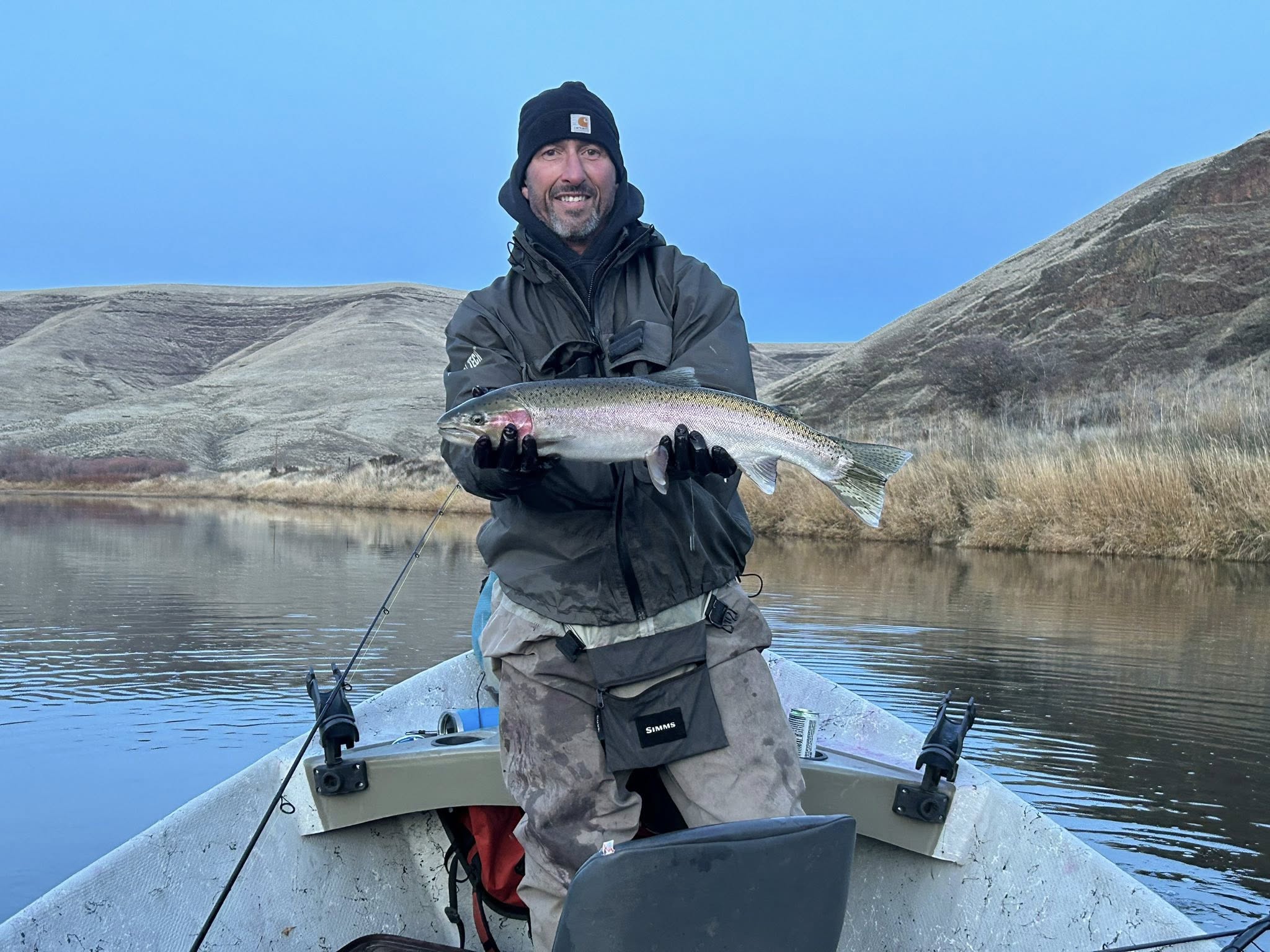 Oregon river salmon steelhead fishing trip with guide on 23ft Alumweld boat Eastern Oregon waters
