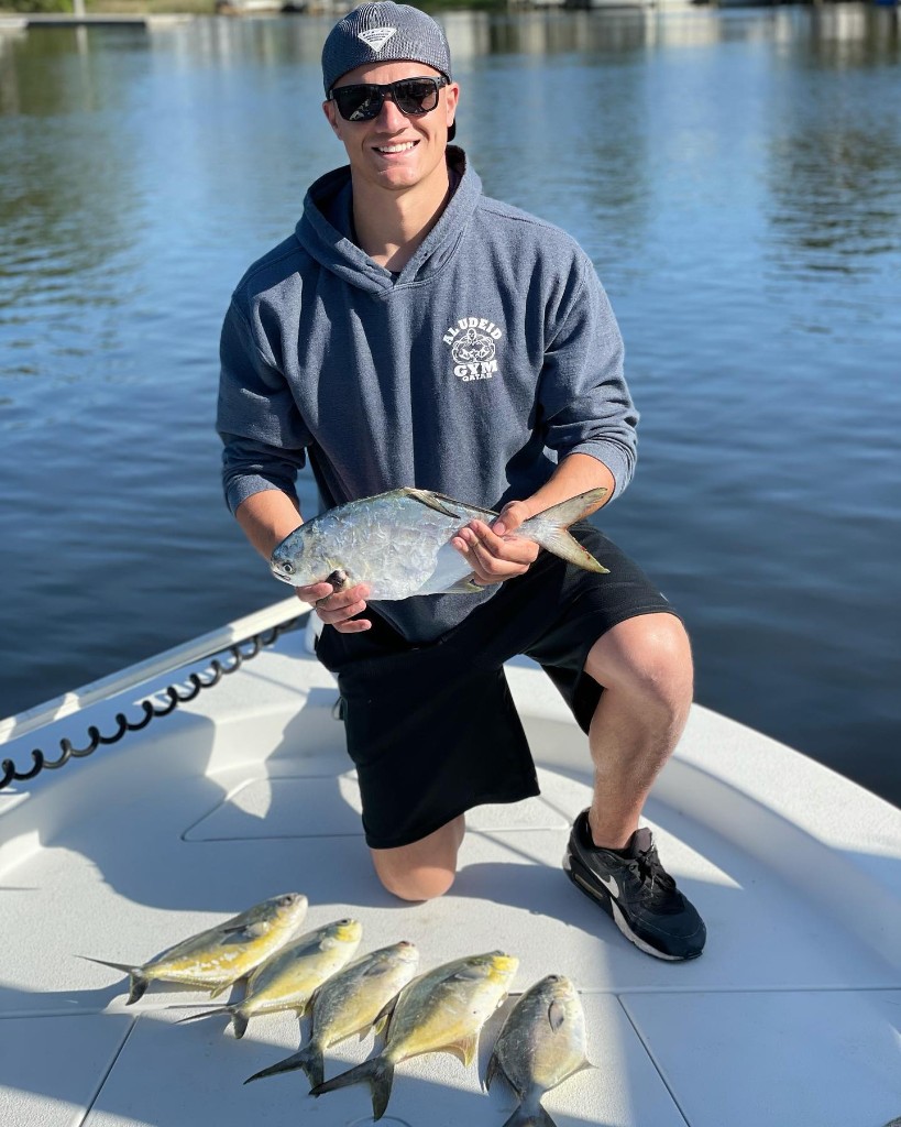 4 greater amberjack fishing in FL