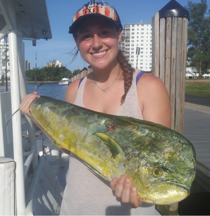 Full day fishing boat charter in Pompano Beach targeting mackerel, wahoo, tuna on 27ft vessel