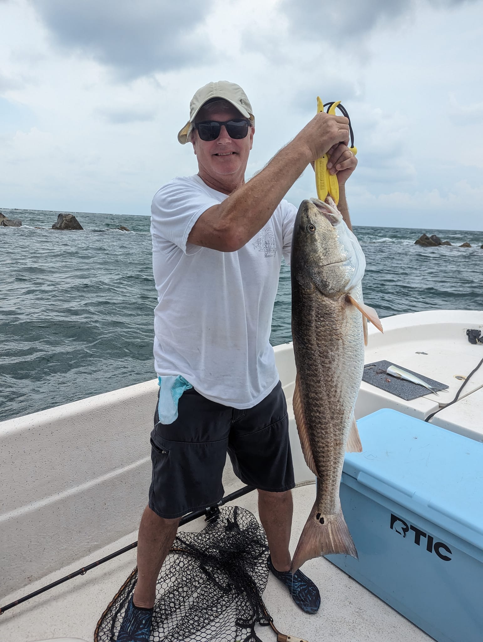Fishing in FL with a big 29-inch catch