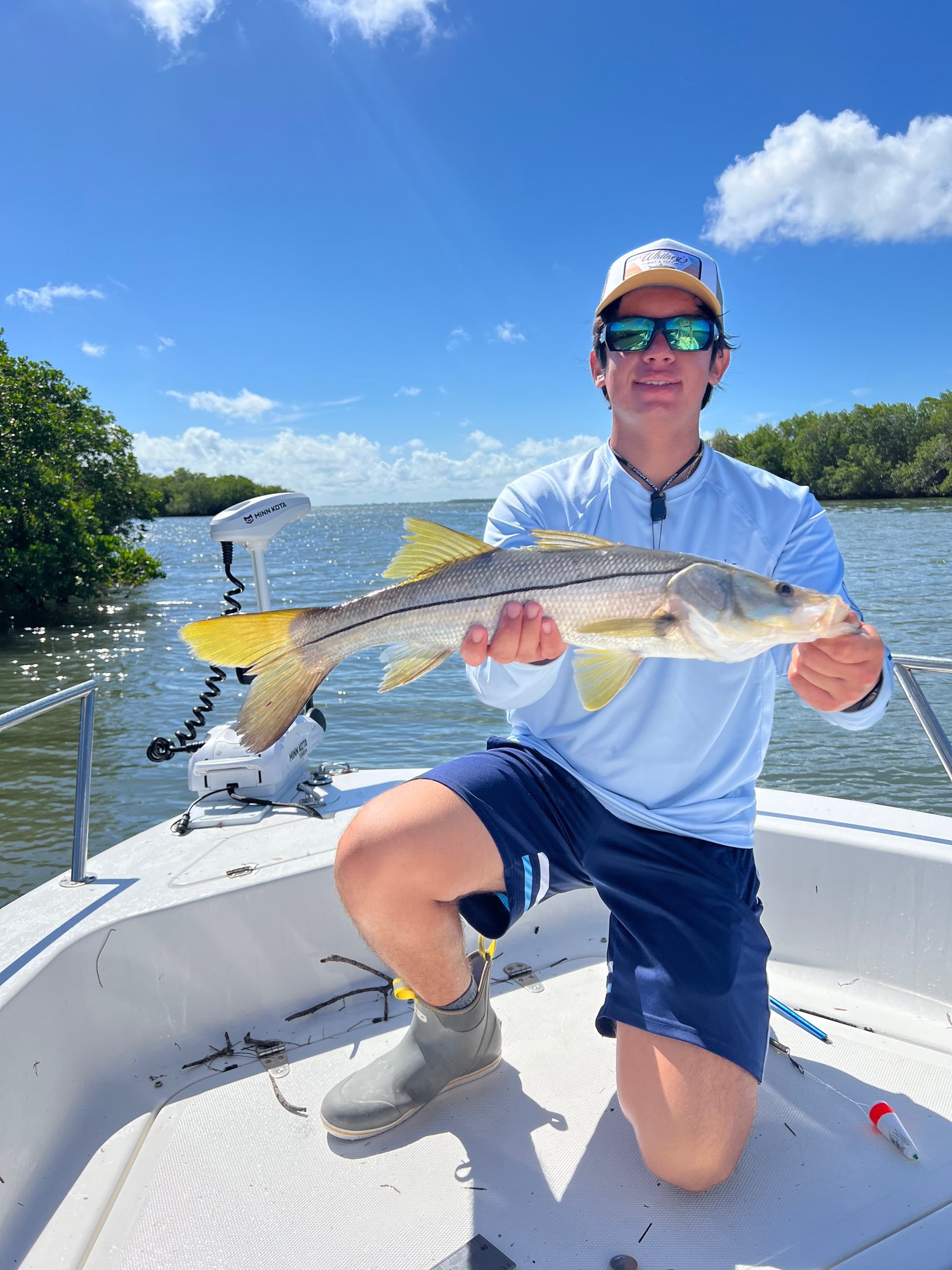 Fort Myers Sanibel 4 hour inshore fishing charter boat targeting snook tarpon redfish