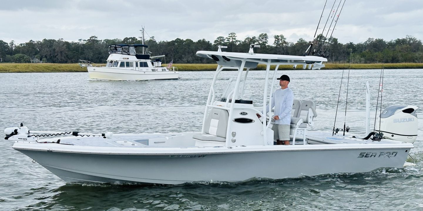 Center Console Boats