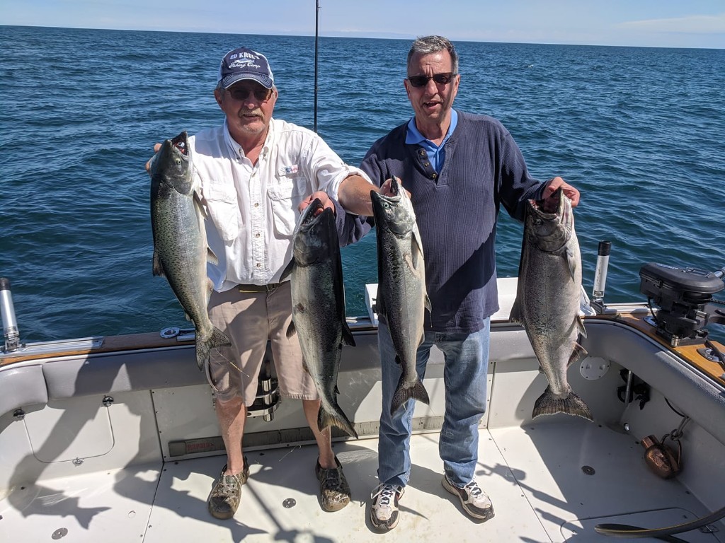 4 Chinook Salmon and Great Barracuda fish caught in NY