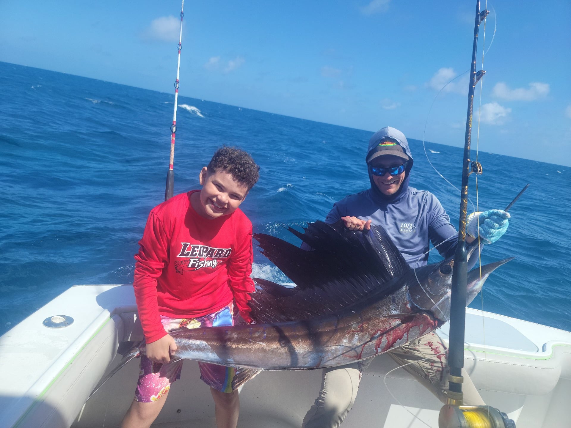 Fishing in Florida - 2 people caught a 27-inch fish