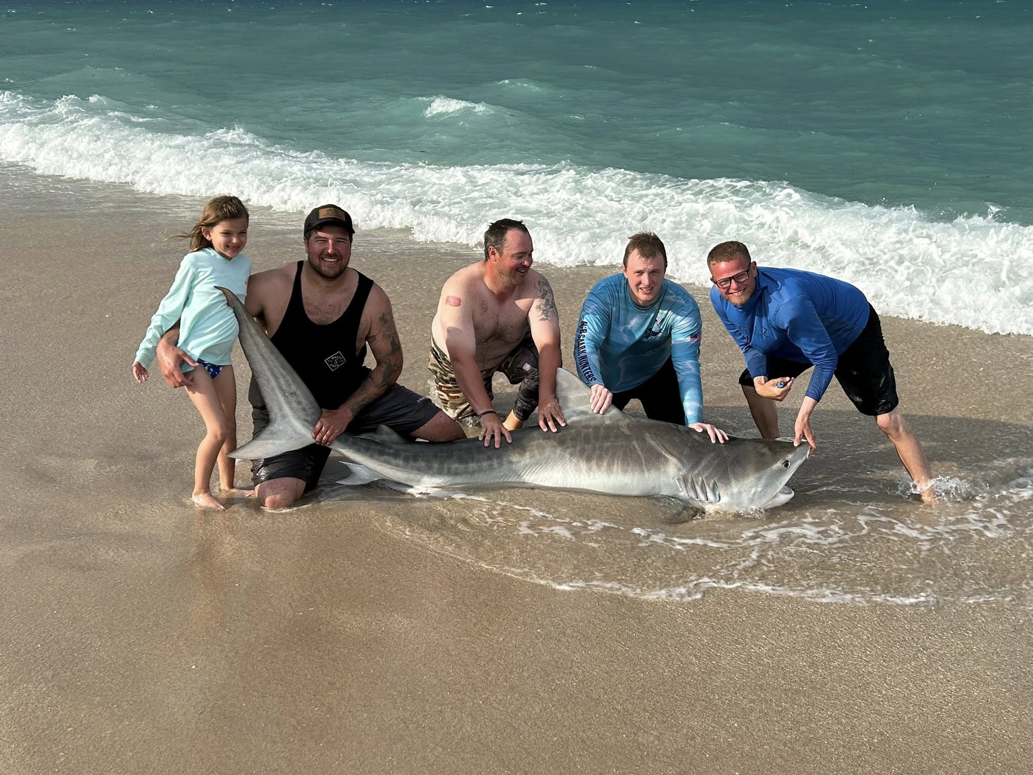 5 people fishing at New Smyrna Beach