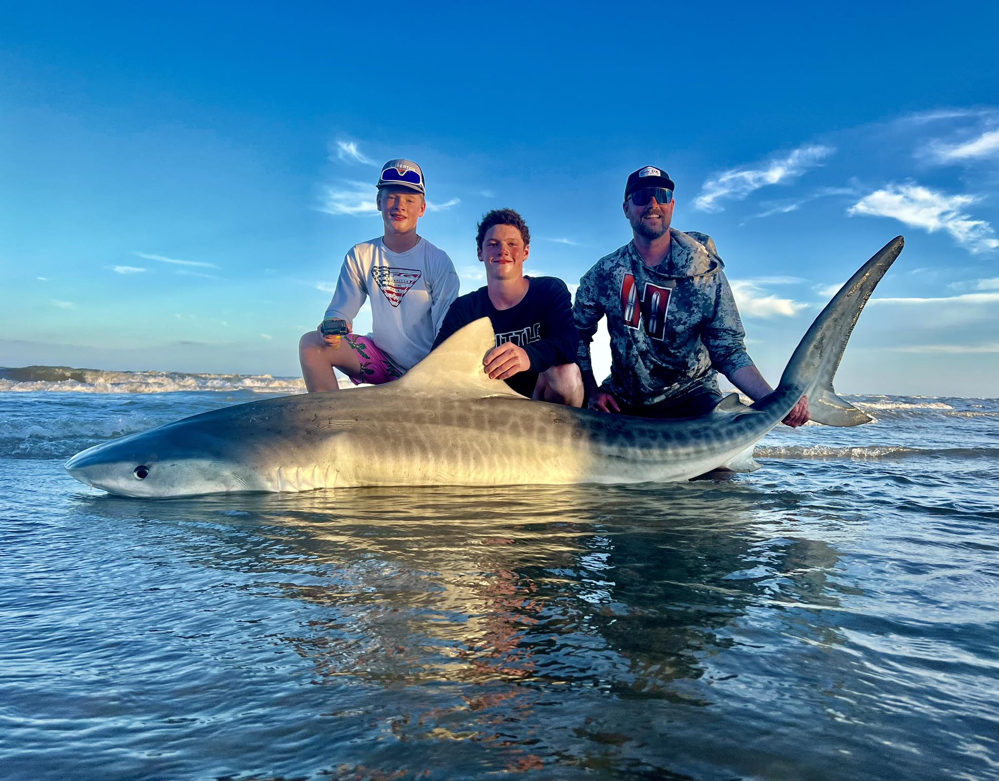 3 people fishing in Port Aransas