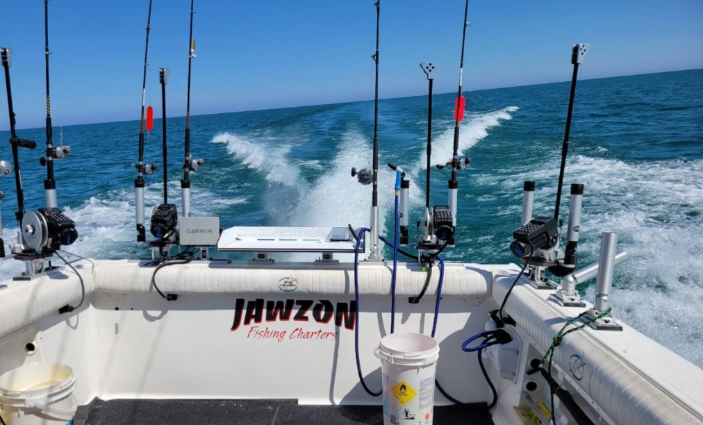Scenic fishing trip in Illinois