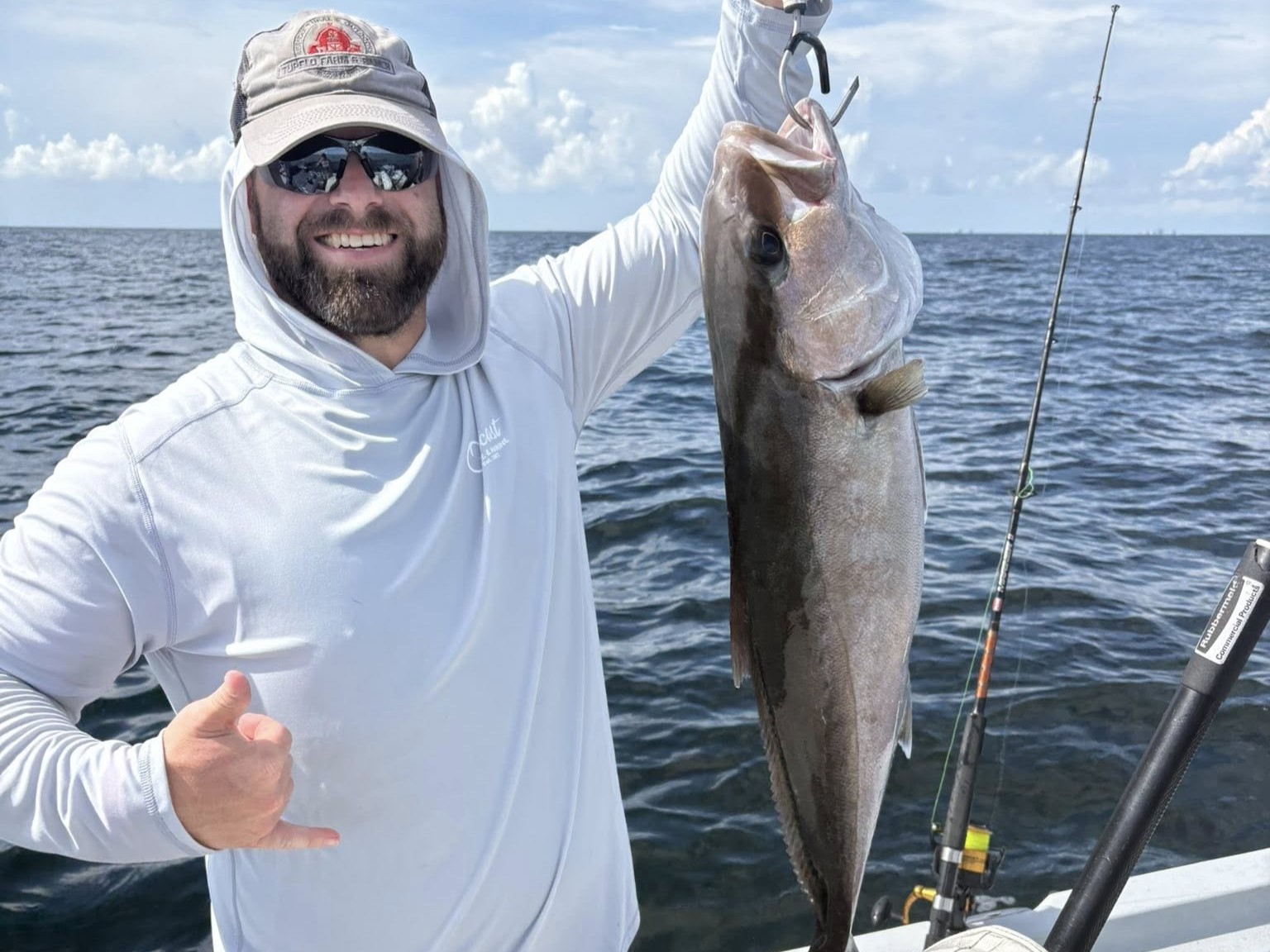 5-hour Pensacola inshore nearshore fishing charter boat for redfish, snapper, mackerel trips