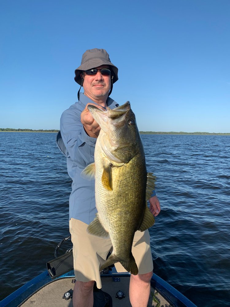 Angler with a 25-inch fish in FL