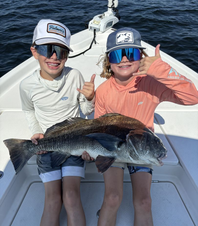 Two anglers with a single 23-inch catch in FL