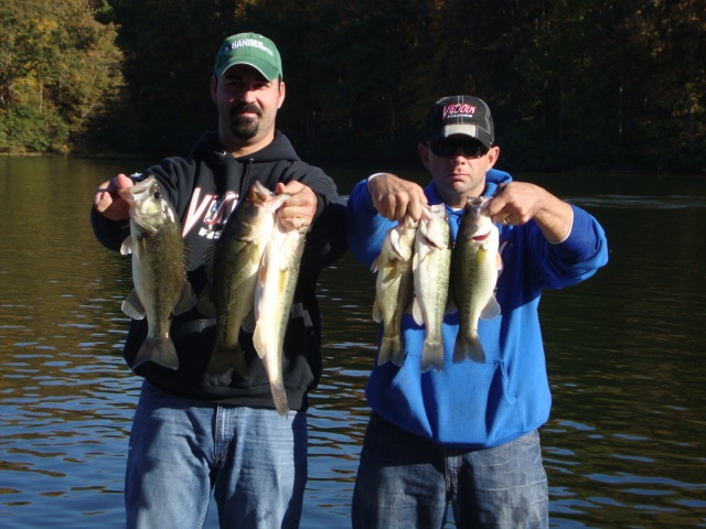 5 largemouth bass caught in Oakley