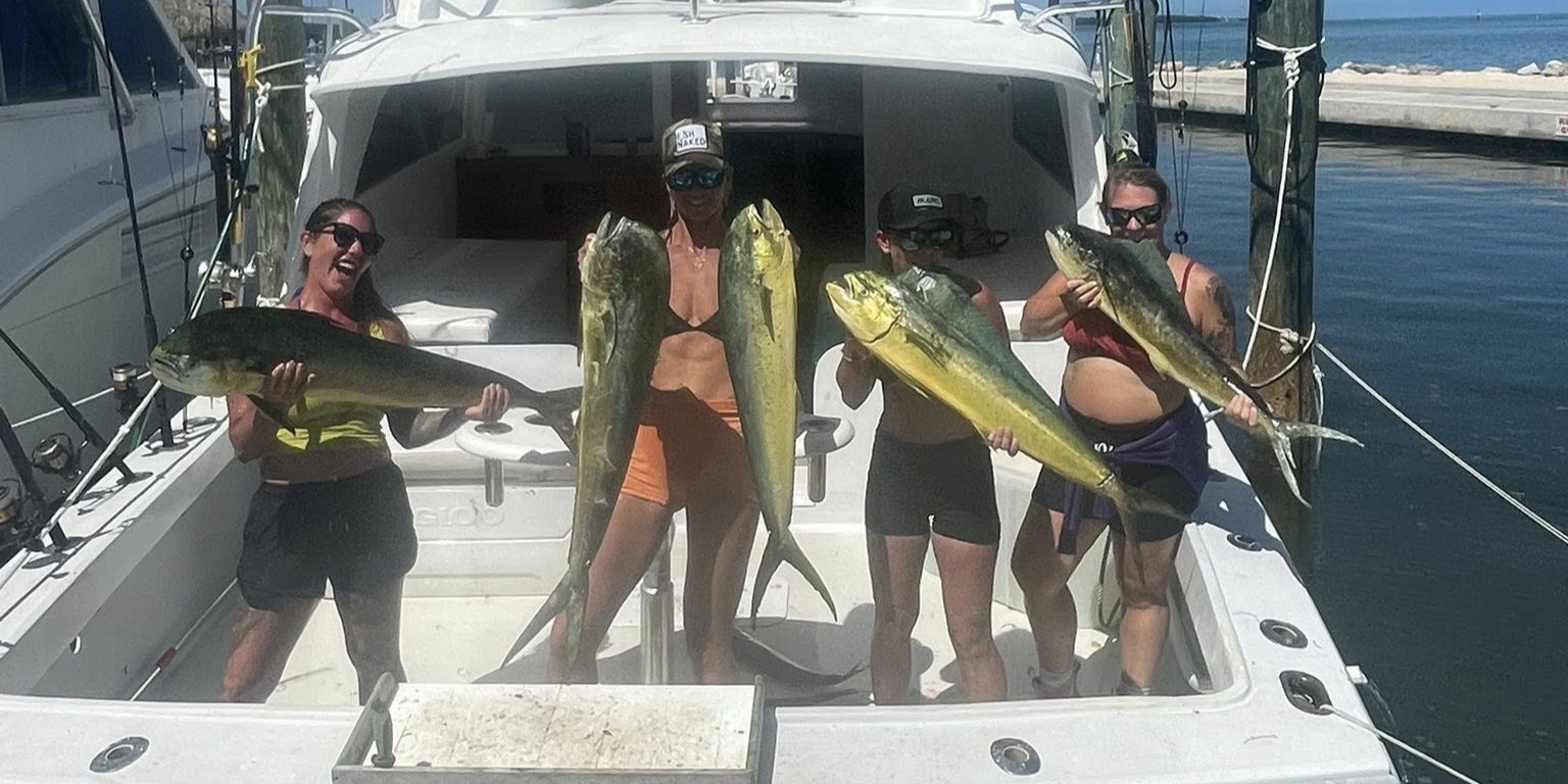 Islamorada inshore fishing charter boat with anglers fishing in Florida Keys waters