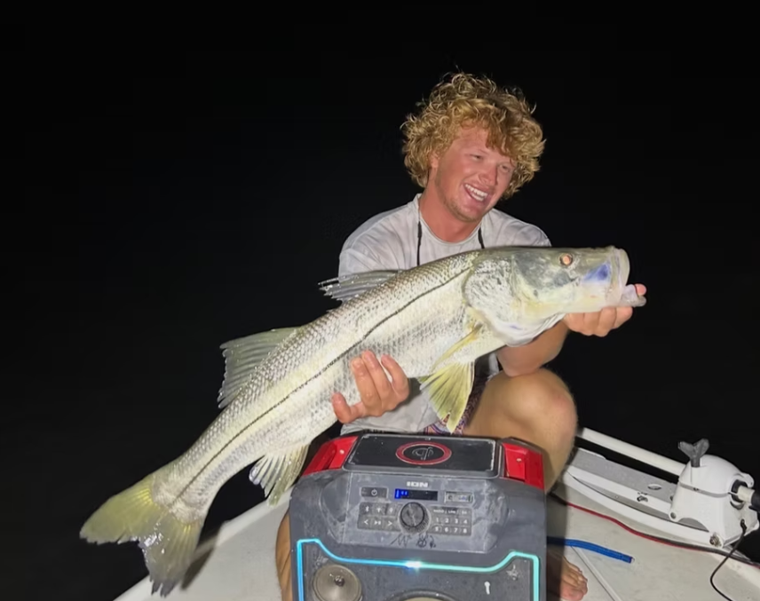 Naples night fishing charter boat targeting snook tarpon redfish in Southwest Florida waters