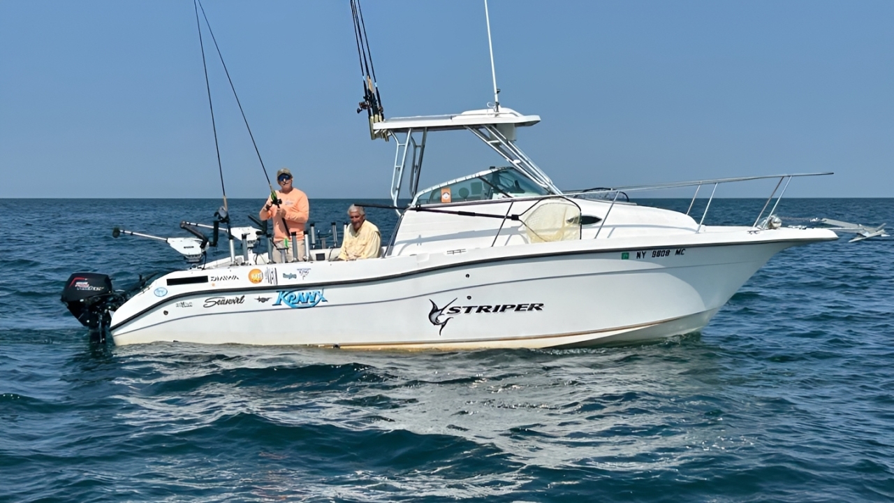 Fishunter Boat