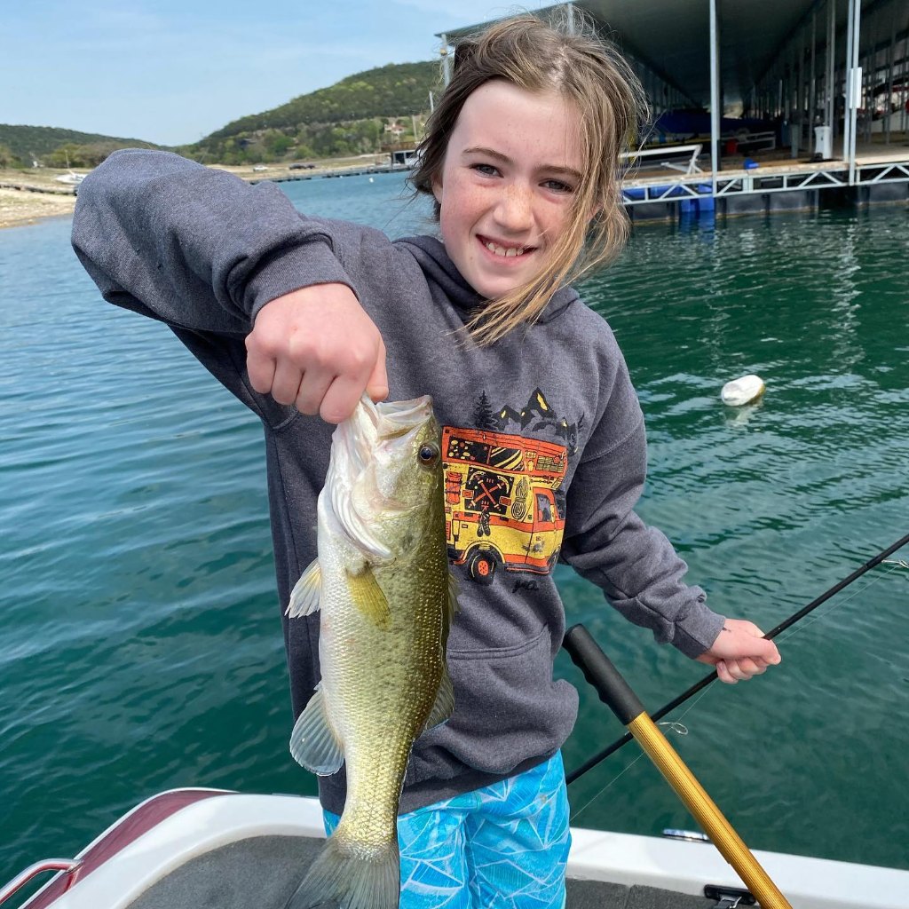 Largemouth bass fishing in Leander