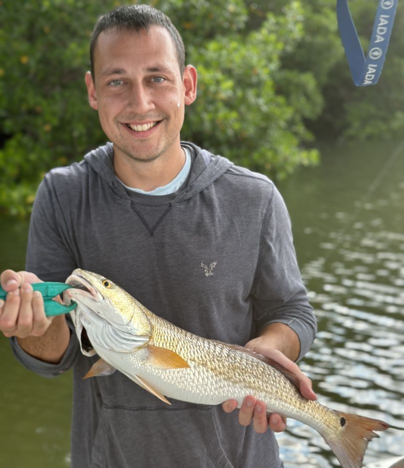 Saint Petersburg FL guided fishing charter boat targeting trout and redfish on coastal flats
