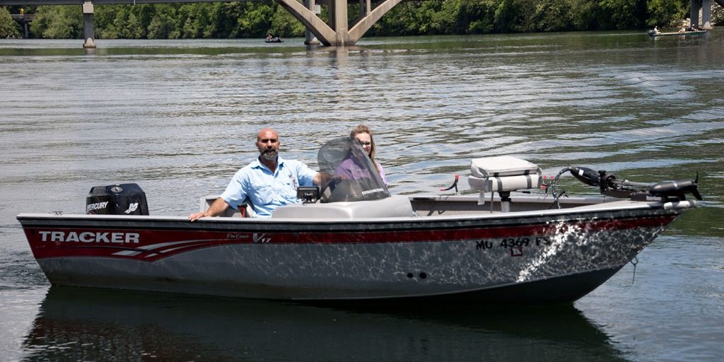 16.5' Bass Boat (V-bottom)