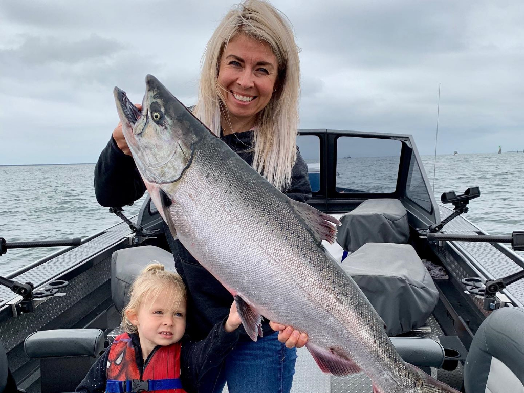 Photograph of a 24-inch Rainbow Trout caught in OR
