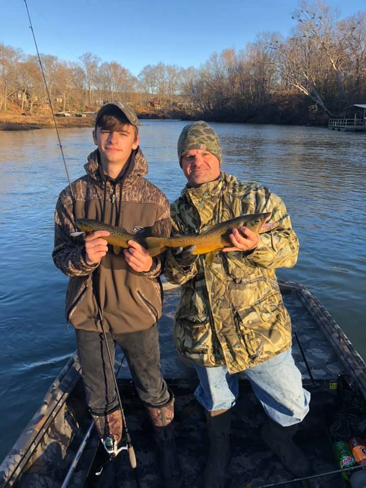 Fishing in AR with 2 people