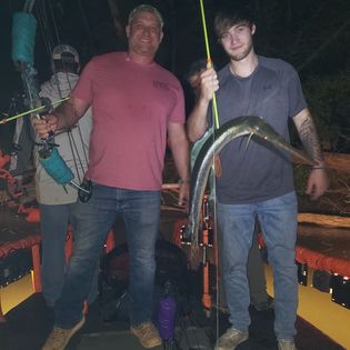 Two anglers fishing in MS