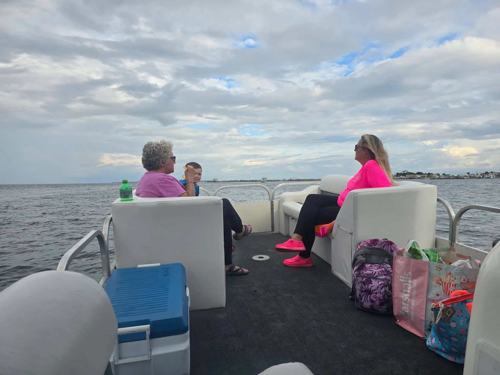 30-foot tritoon boat cruise Fort Walton Beach with captain, up to 10 passengers, Crab Island