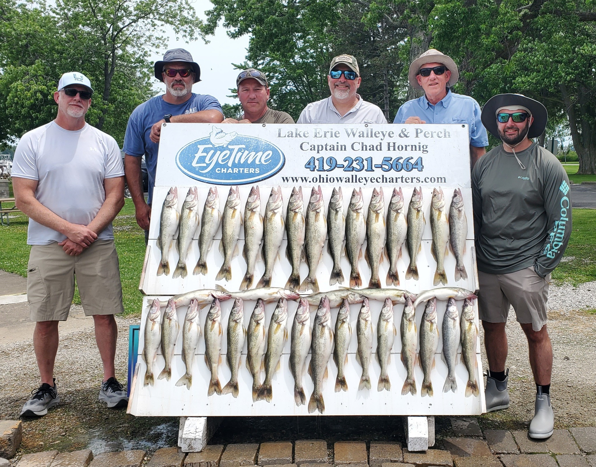 6 anglers fishing at Lakeside Marblehead