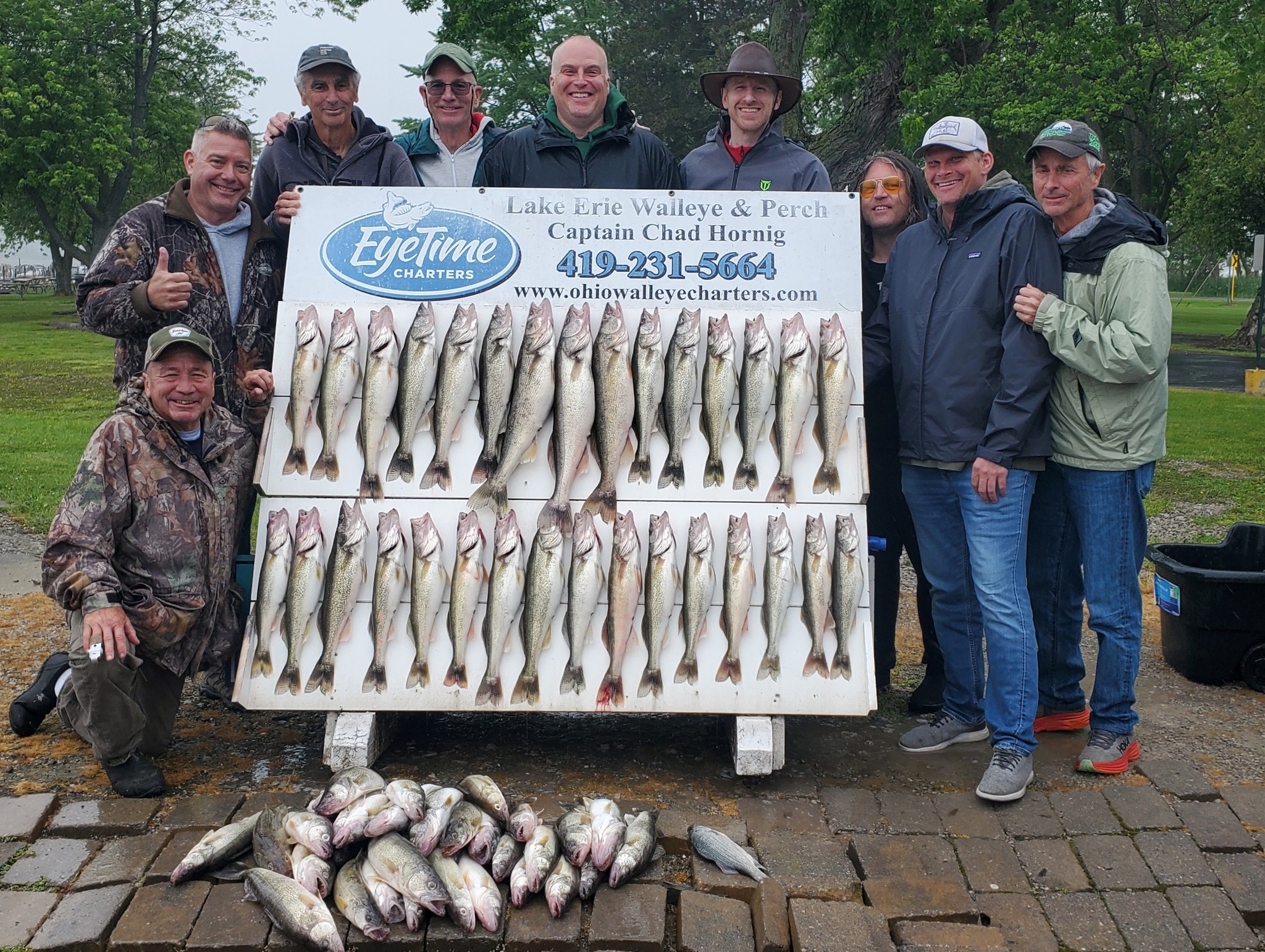 10 people fishing in OH