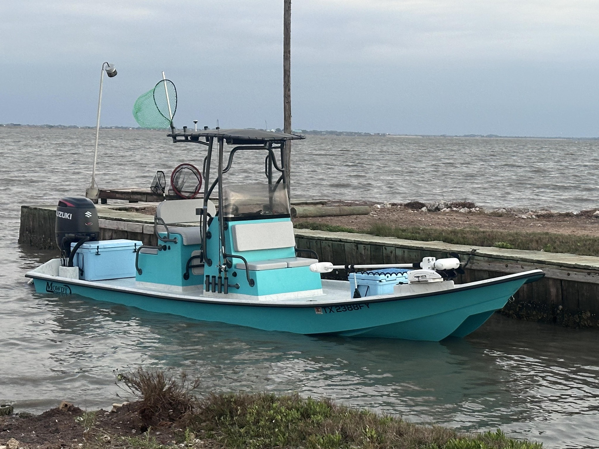 Mowdy Bay boat 25'