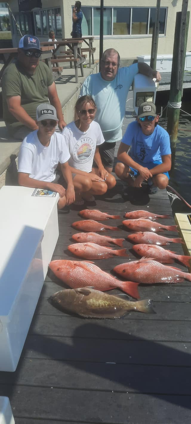5 people fishing in FL