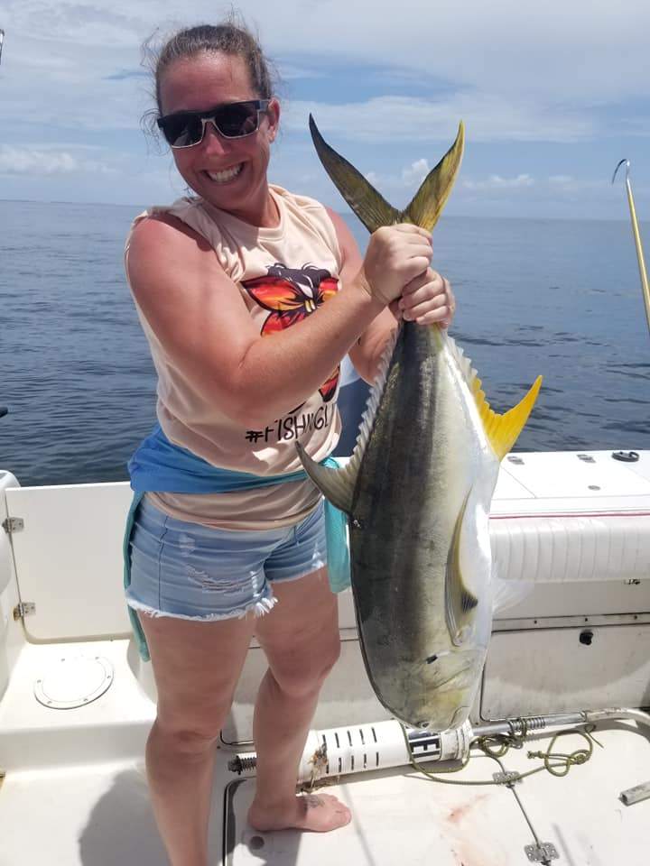 Angler fishing in MS