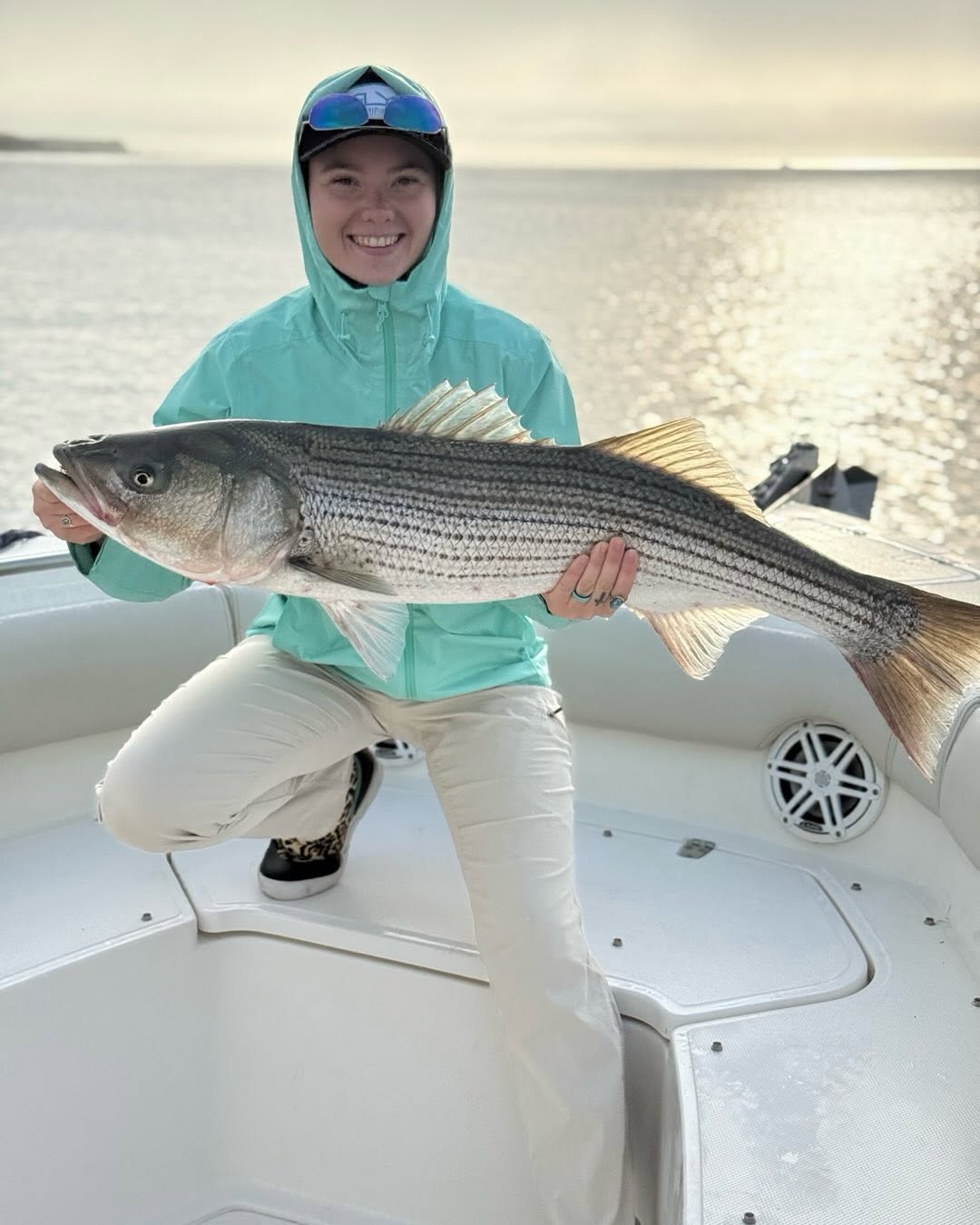 Stonington CT inshore fishing charter boat targeting striped bass and tuna in Block Island Sound