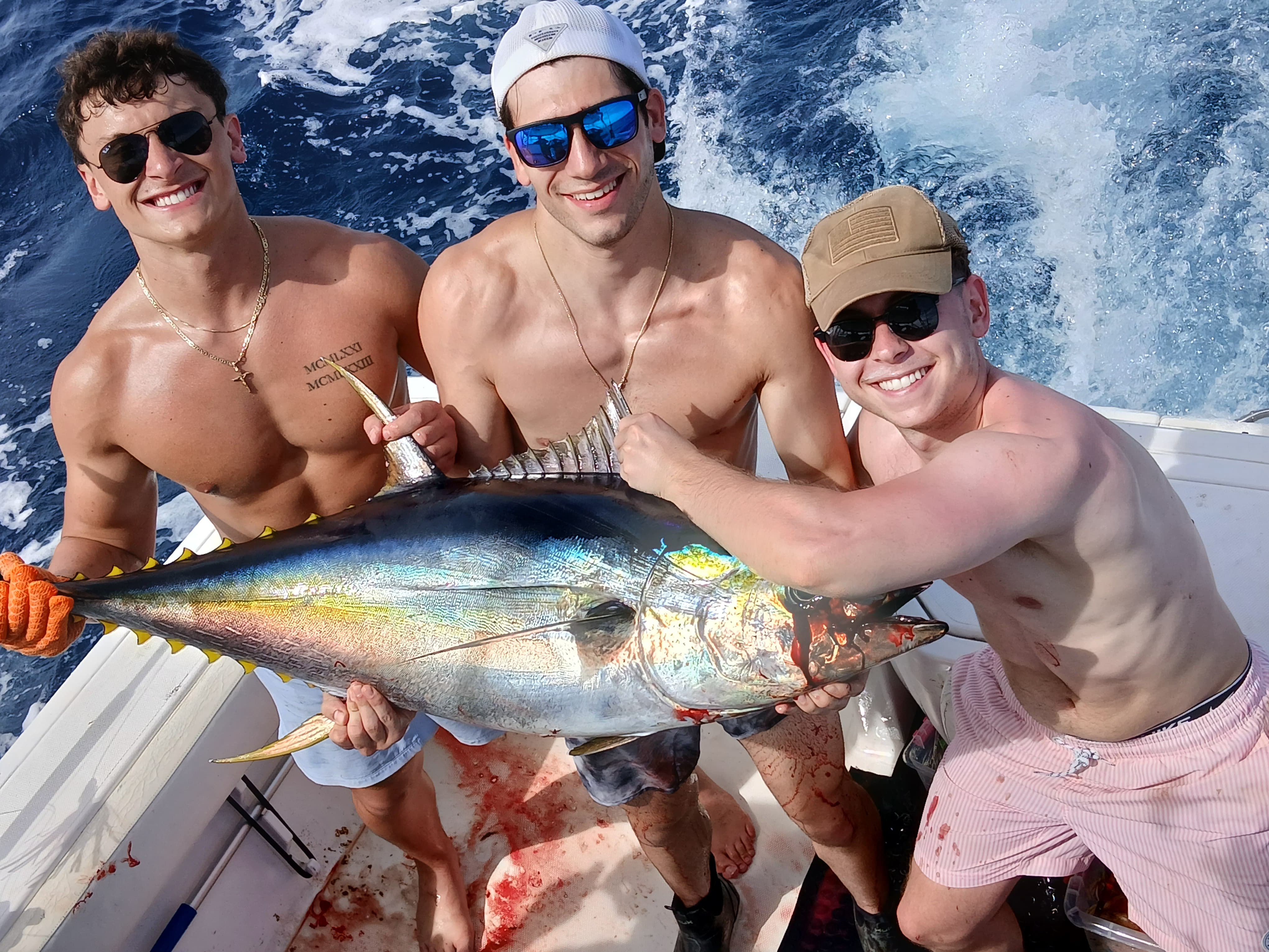 Offshore fishing boat in Playa Herradura waters targeting marlin, sailfish, tuna, mahi, wahoo