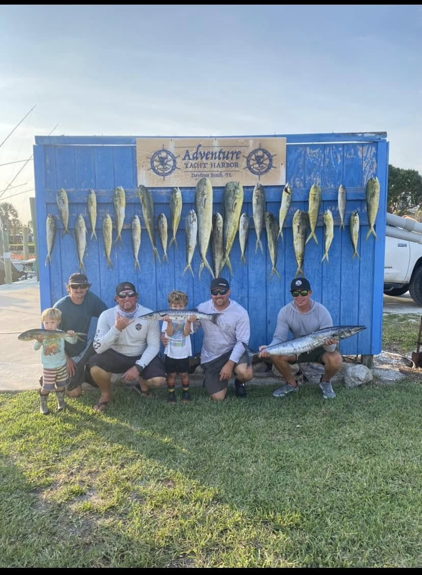 2 big fish caught in FL while fishing