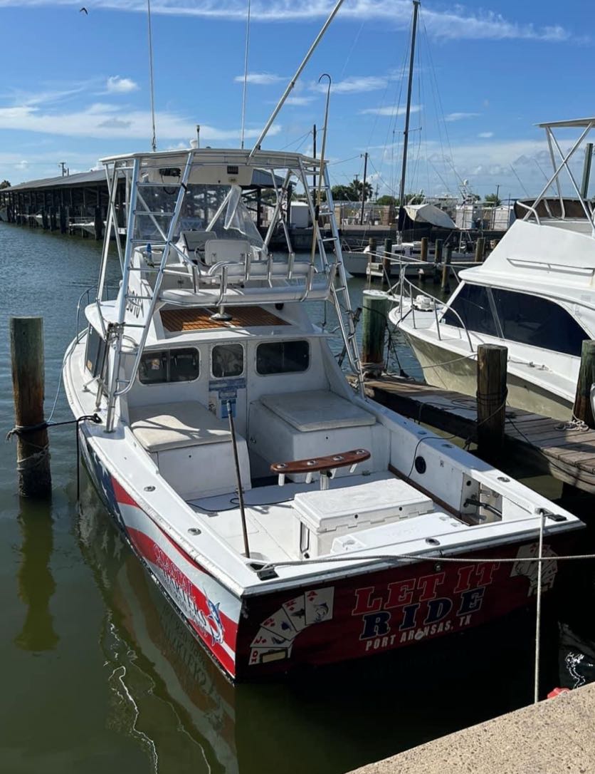 1977 31’ Bertram Flybridge Cruiser