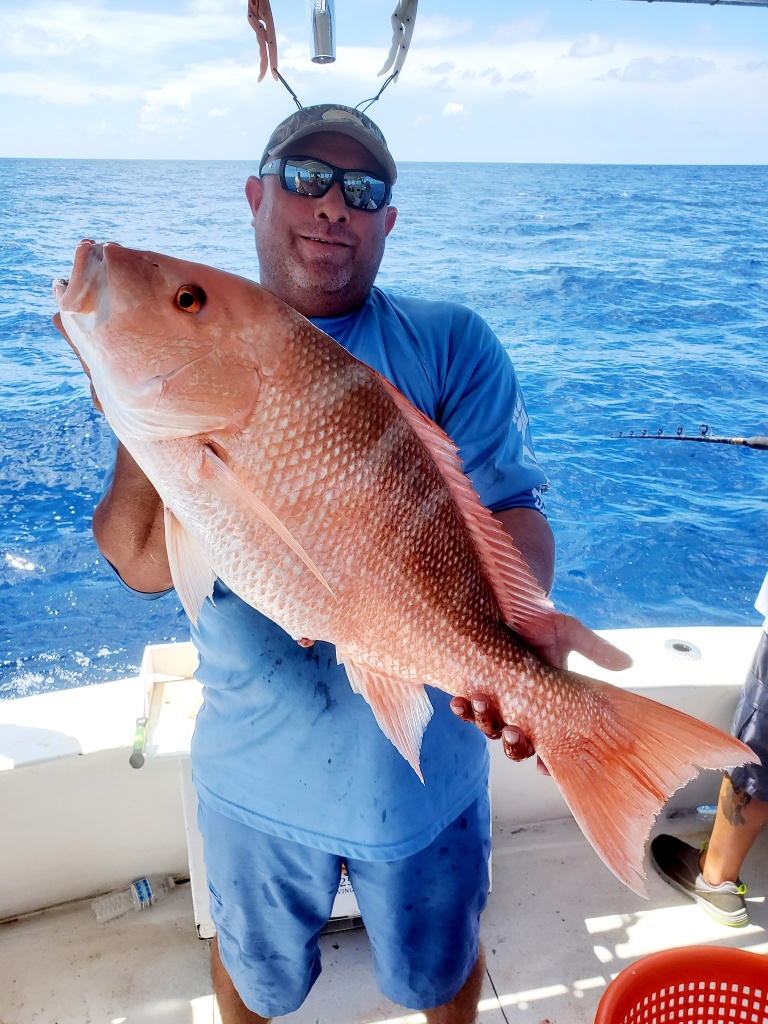 Lone angler reels in big fish in Florida