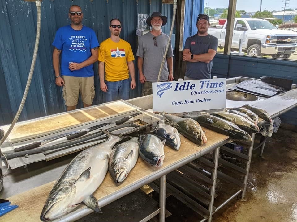 Three big bluefish caught in Saint-Joseph