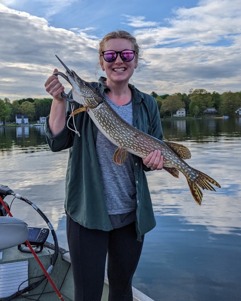 Angler catches big 21-inch fish in CT