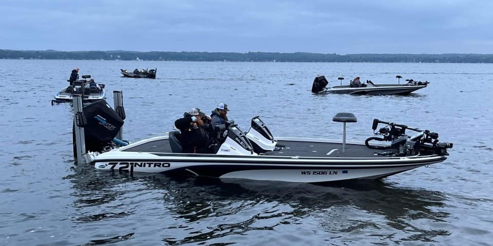 Nitro Z21 (Bass boat) 