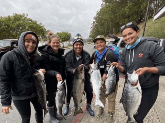 A group of 6 fish caught in Santa Cruz