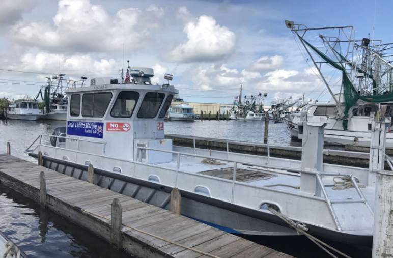 Aluma Marine (Deck boat)