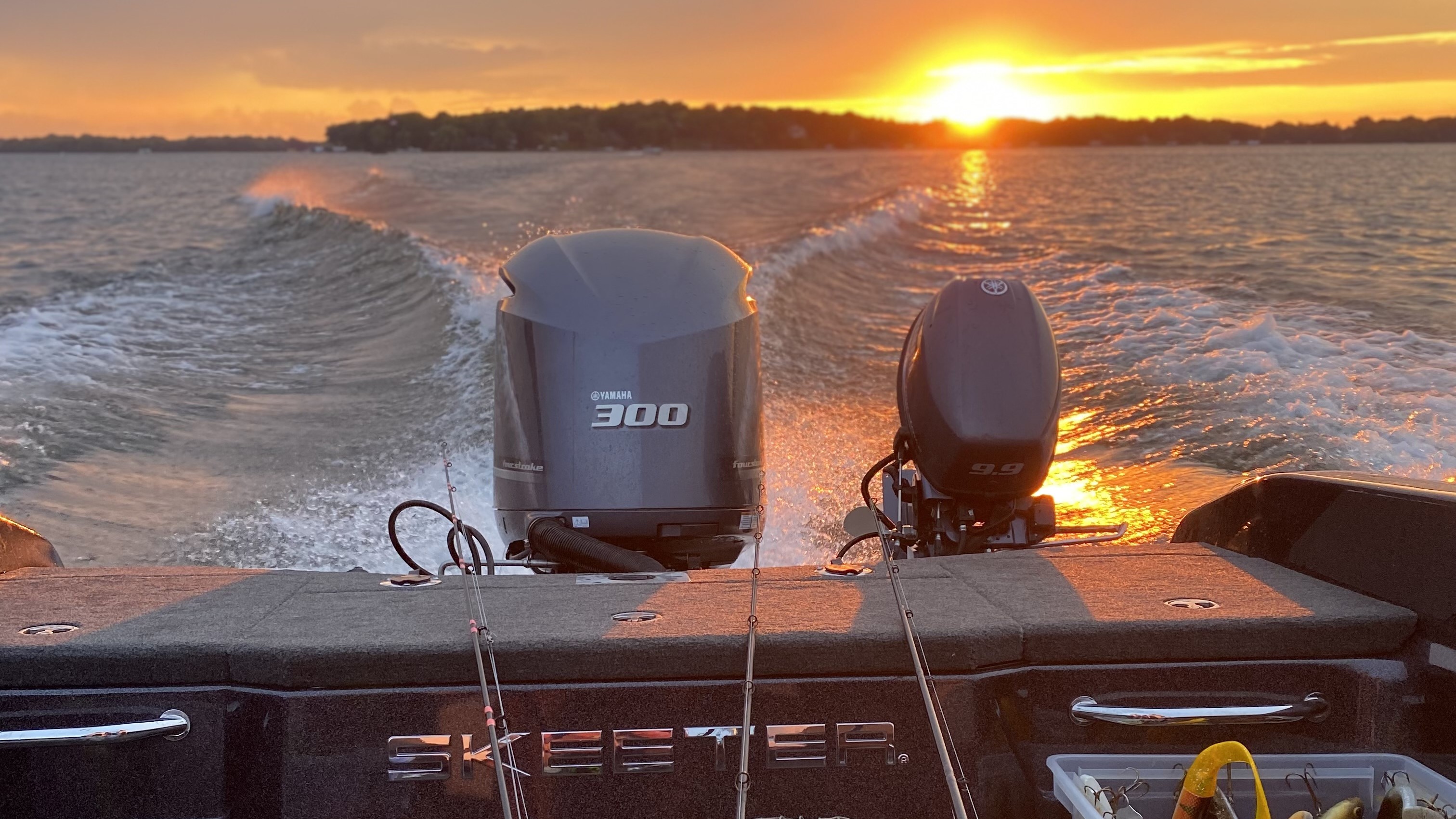 RĒL Fishing - Skeeter WX2200